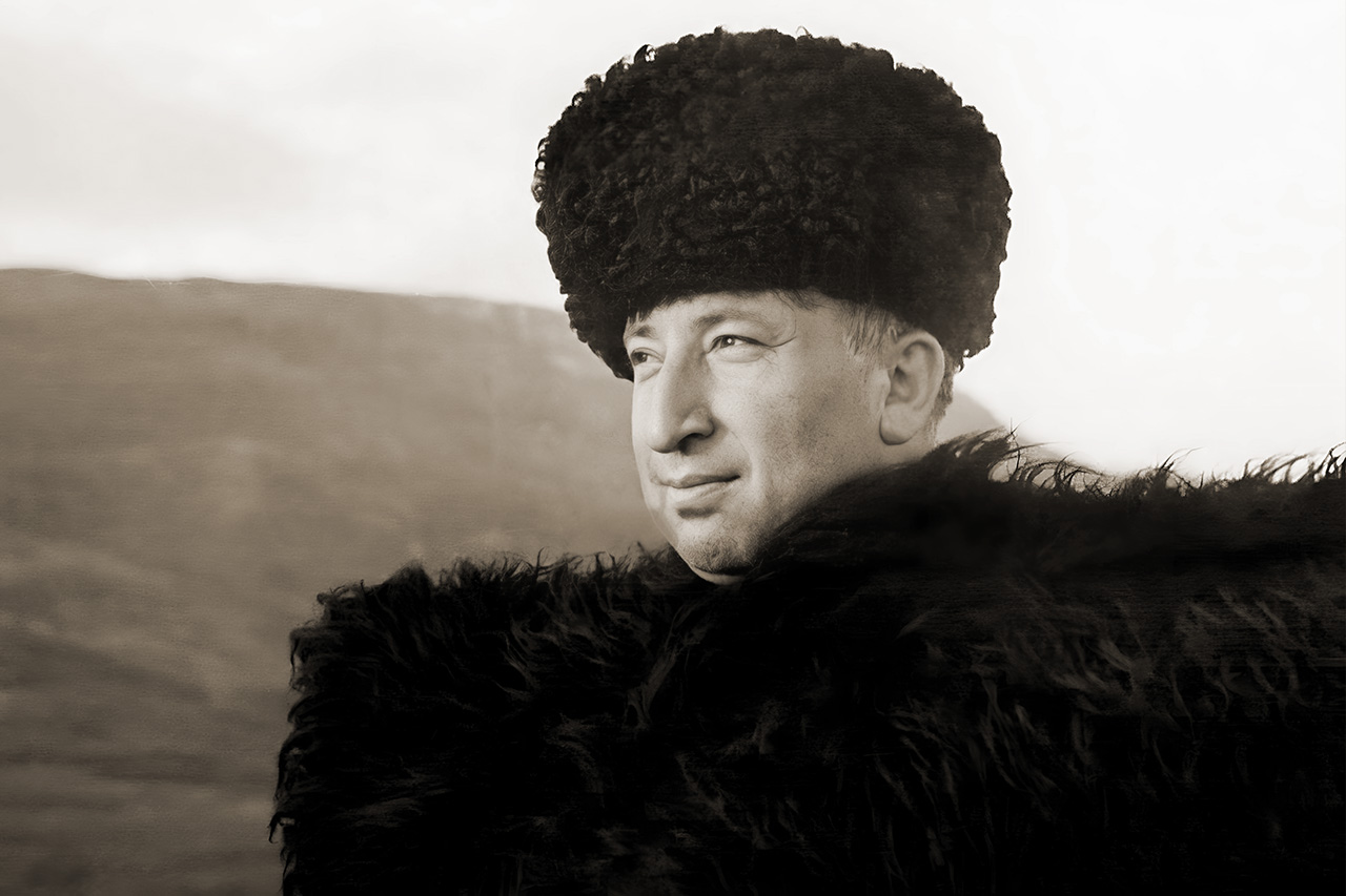 Расул Гамзатов